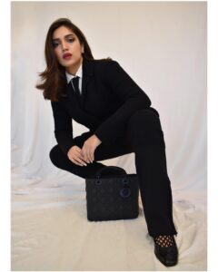 Bhumi Pednekar Instagram - J’adore Dior 🖤 @dior