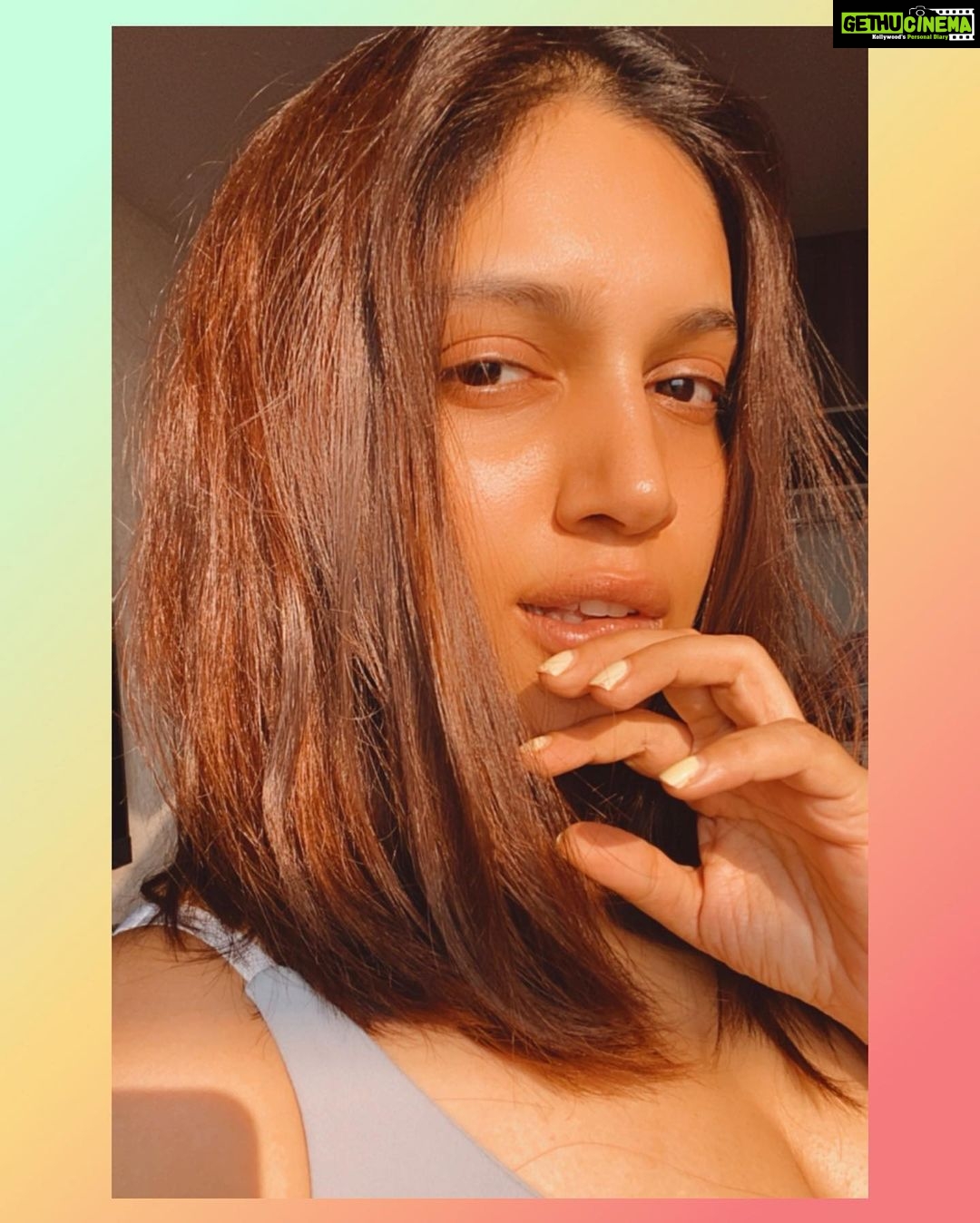 Bhumi Pednekar Instagram - Spread love and joy ☀️ . . . #Tuesday #Thoughts