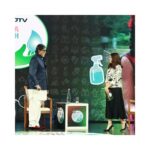 Bhumi Pednekar Instagram - Swasth is Mast 🙏 It was an absolute pleasure to join the legend, @amitabhbachchan sir along with some of the most active voices in the fight for a healthier environment and country, to discuss the #BanegaSwasthIndia campaign. #SwasthyaMantra #ClimateWarrior @ndtv @banegaswasthindia #DrPrannoyRoy #swachchbharat