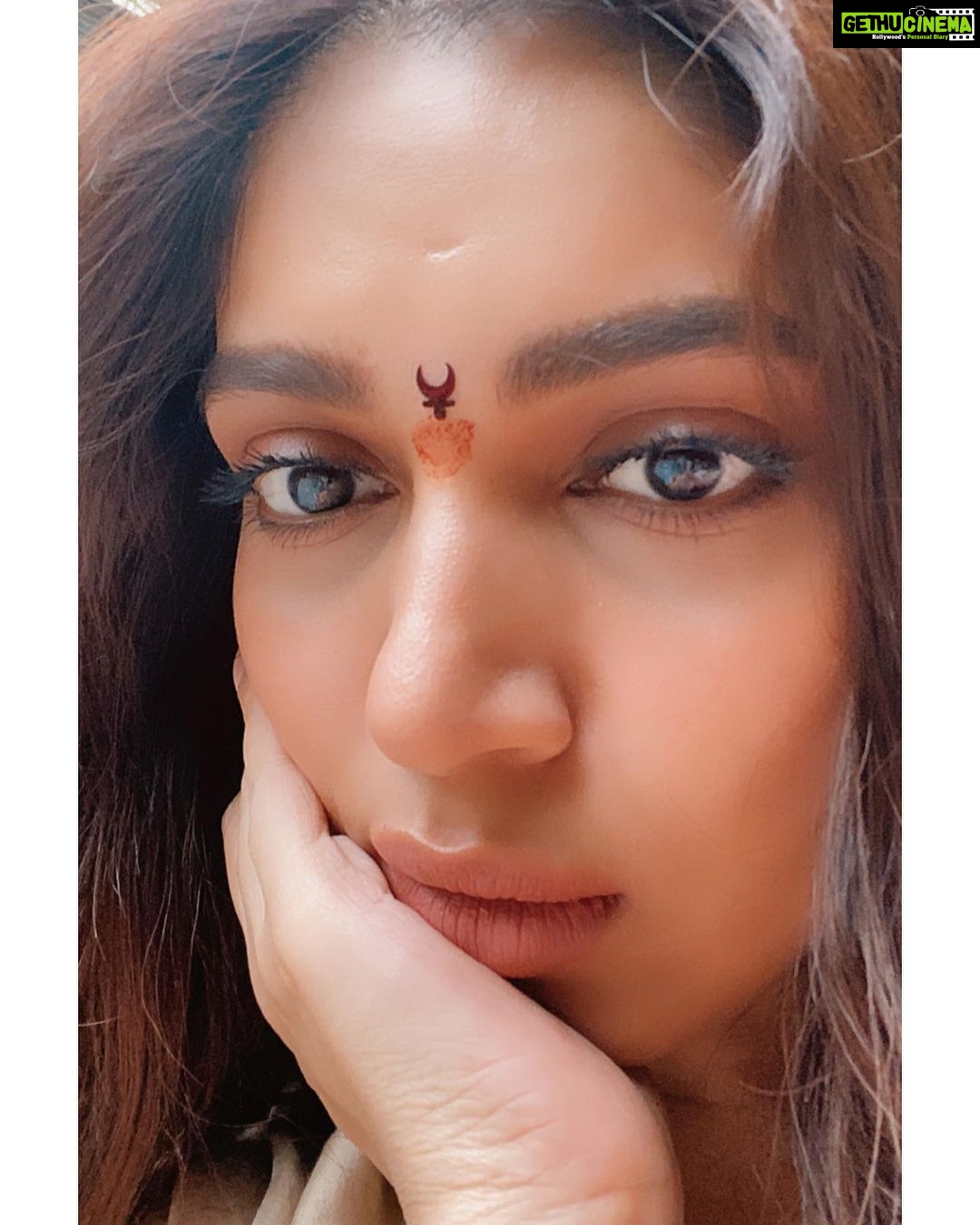 Bhumi Pednekar Instagram - नमस्कार और सुप्रभात ☀️ . . . #positivity