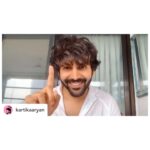 Bhumi Pednekar Instagram - #Repost @kartikaaryan • Thank you @kartikaaryan for your #OneWishForTheEarth! Relevant, timely and so important! A little care and responsibility will go a long way in keeping भूमि (and all its people) safe! #ClimateWarrior • My #OneWishForTheEarth is so simple anyone can help make it true! Especially in this Pandemic Great initiative @bhumipednekar 👏🏻😊 Happy World Environment Day! 🌏