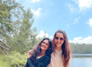 Chaitra Reddy Instagram - Kodai series ❤️ Swipe-swipe 🥰 @sreenidhi_ 😘 @nakshathra_official😘