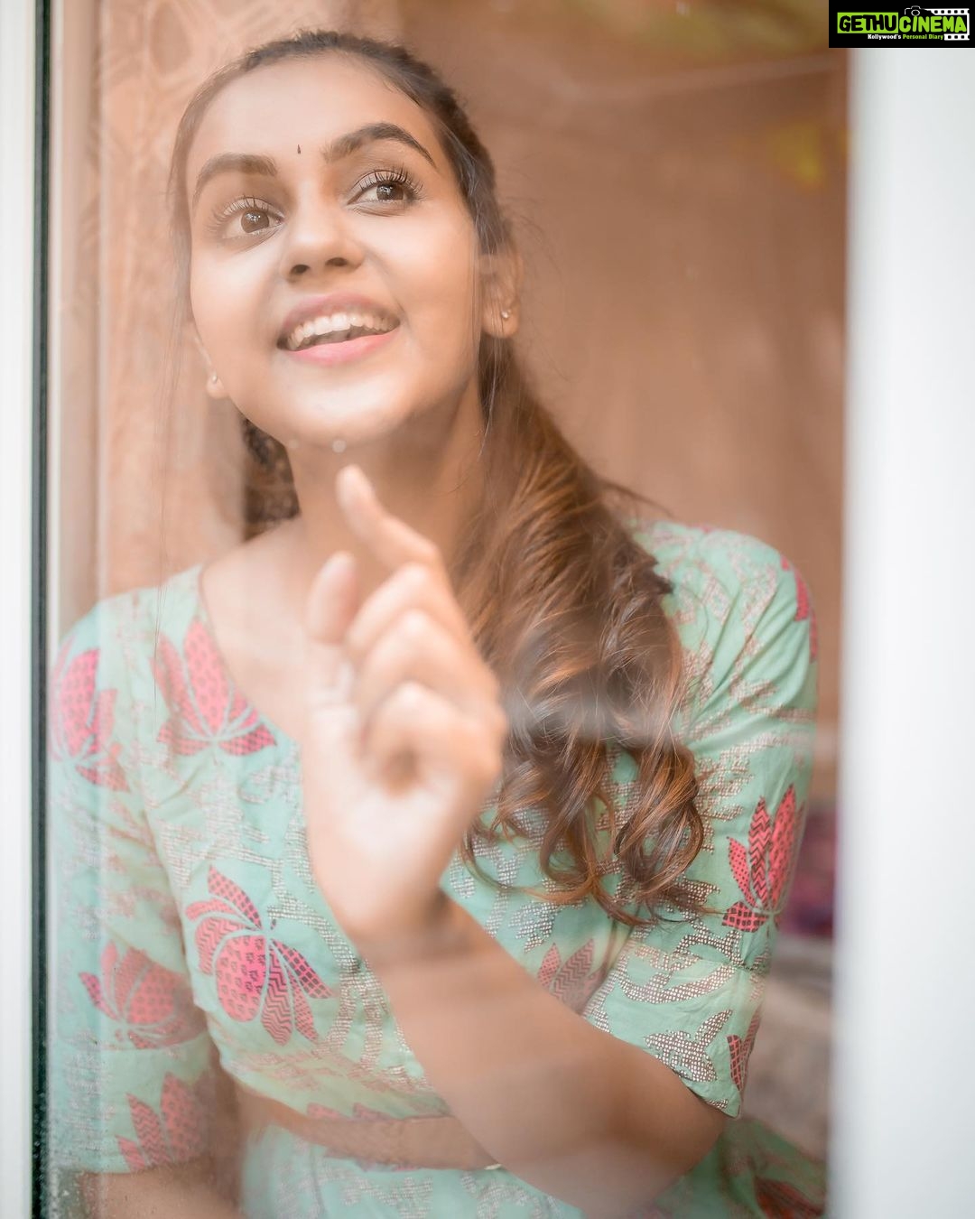 Chaitra Reddy Instagram - Expecting July to be like 😍🌸 But the reality 🤭🤫🤔