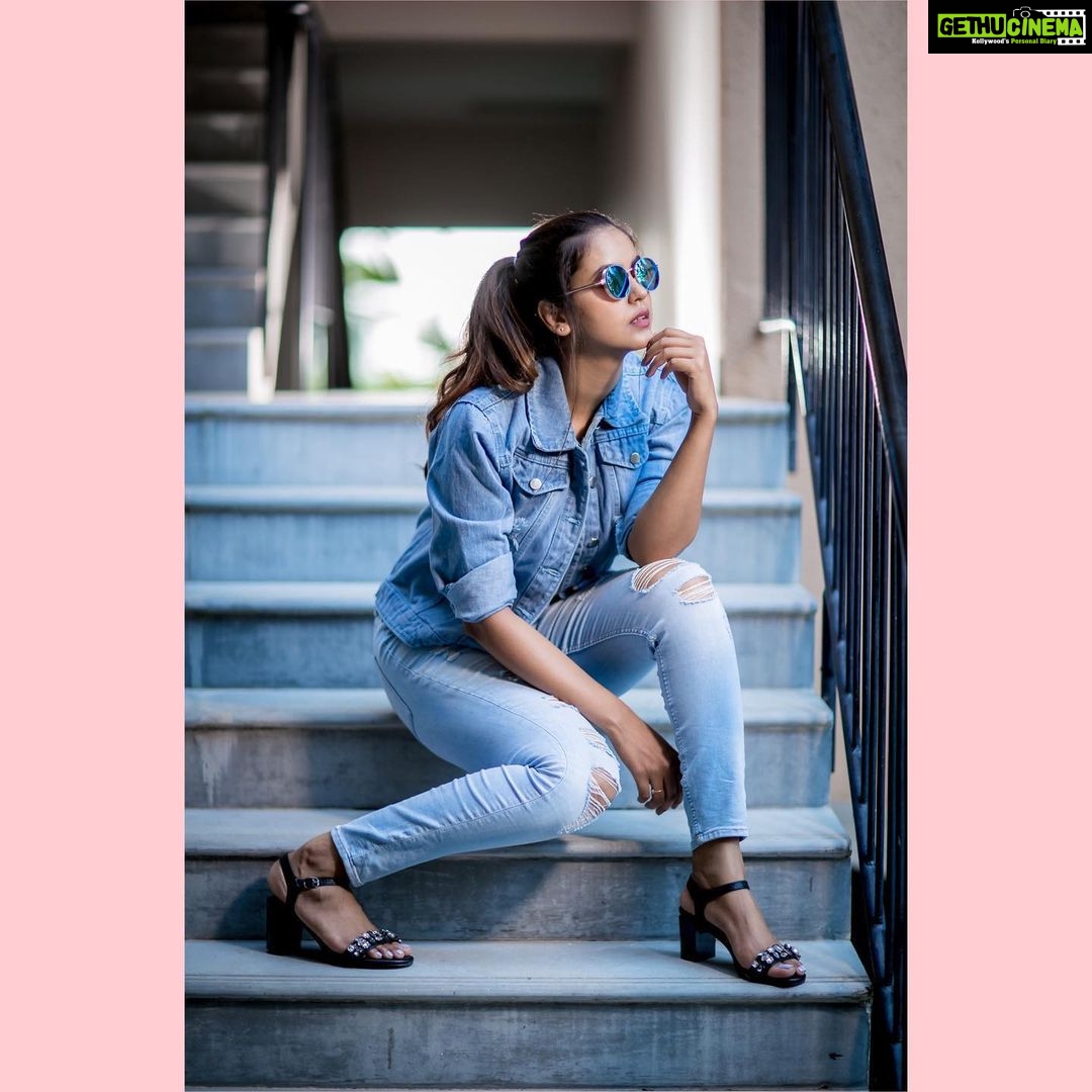 Chaitra Reddy Instagram - Things to do today : 1.get up . 2.survive . 3.go back to bed .