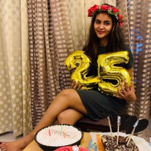 Chaitra Reddy Instagram - 🌸GRATEFUL🌸 Having u guys in my life is my blessing Gave so many memories , for lifetime💕 I can just say I’m blessed to have u guys in my life 🖤❤️ #thankfulgratefulblessed #loveunconditionally❤️