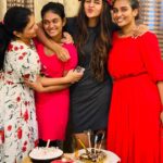Chaitra Reddy Instagram – 🌸GRATEFUL🌸
 Having u guys in my life is my blessing 
Gave so many memories , for lifetime💕
I can just say I’m blessed to have u guys in my life 🖤❤️ 
#thankfulgratefulblessed #loveunconditionally❤️