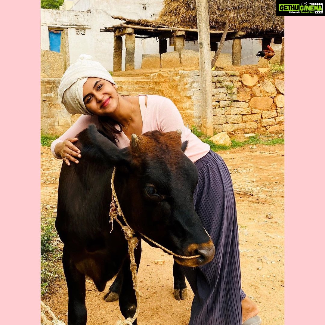 Chaitra Reddy Instagram - I would rather hear cows mooning roosters crowing than horns honking 🌸