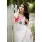 Chaitra Reddy Instagram – ❤️Happy VALENTINE’S Day❤️
•
•
•

Saree : Sareegasm 
Jewelry : bcos_its_silver 
Blouse : yoshnasbyela 
Click: camerasenthil 
Mua : jozing_makeup
Hairdo : vyshalisundaram_hairstylist
Location: thelightupstore