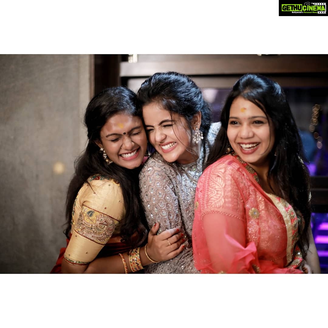 Chaitra Reddy Instagram - Flavours of •HAPPINESS• ( Most of all the pics I'll be closing my eyes and capturing that beautiful moments in my heart ♥️)