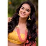 Chaitra Reddy Instagram - ✨G•O•L•D•E•N✨ •• •• •• •• Costumes: @yoshnasbyela Jewelry: @hitharajewelry Mua : @priyadharshini.makeupartist Hairstylist: @nazia_hair_and_makeup Photography: @manikandan.s.t @abhilash_rangi Location: @baywatchb07