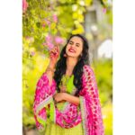 Chaitra Reddy Instagram – ••My intuition says things will fall in place, you just gotta trust the process. 🤩😘 ••
••
••
••
#happyface #happyme #happyplace ❤️❤️❤️
Costume -@yukbafashion 
Stylist- @balaji_manickam1
Jewellery-@lumibellafashion
Photography-@chethanroyie Bangalore, India