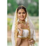 Chaitra Reddy Instagram – •A-N-B-E-A-N-B-E•
•
•
•Series 2•
•
•
•
•
Photography: @bsfashionphotography 
Costumes: @yoshnasbyela
Mua : @siju_makeupartist 
Earing: @bcos_its_silver 
Footwear: @oh_pair_ 
Location: @miththam
