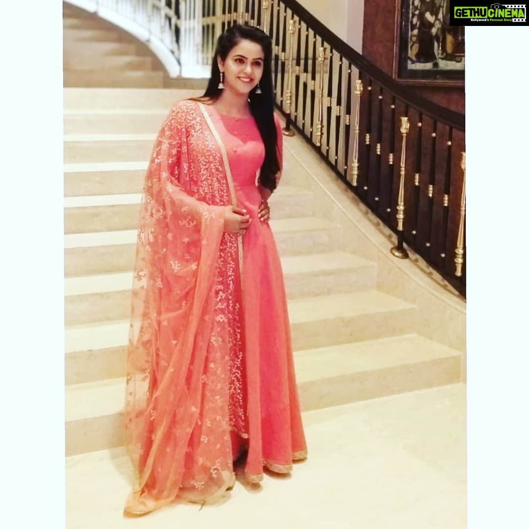 Chaitra Reddy Instagram - Where it all started 🤩 Love, laughter, longings🤩 Best thing happened @zee5tamil launch was @nakshathra_official @reshma_reya @shabbo143_ ( we din click picture together that day in my phone )🙈🤩 And this beautiful costume of mine is sponsored by:@anjushankarofficial 🤩 thank you so much for helping me 🤩 The Leela Palace Chennai