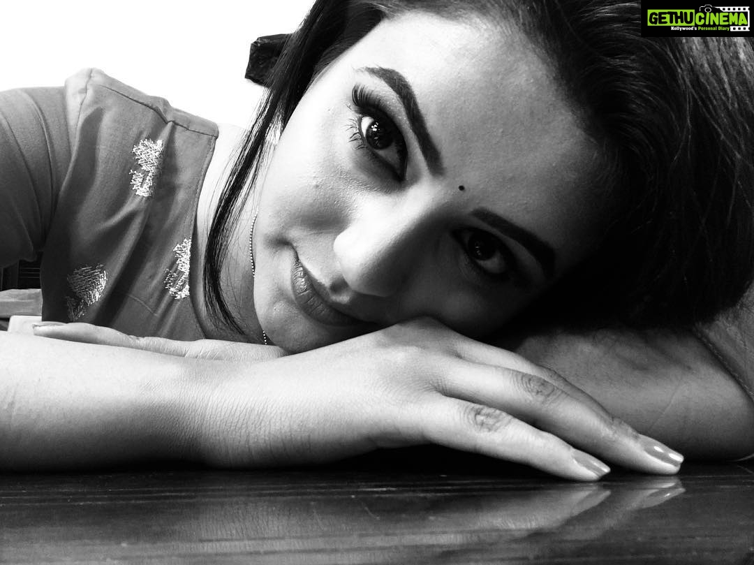 Chaitra Reddy Instagram - ✨Shades of life✨ #blackandwhite#loveforeyes#lostinthoughtsallalone