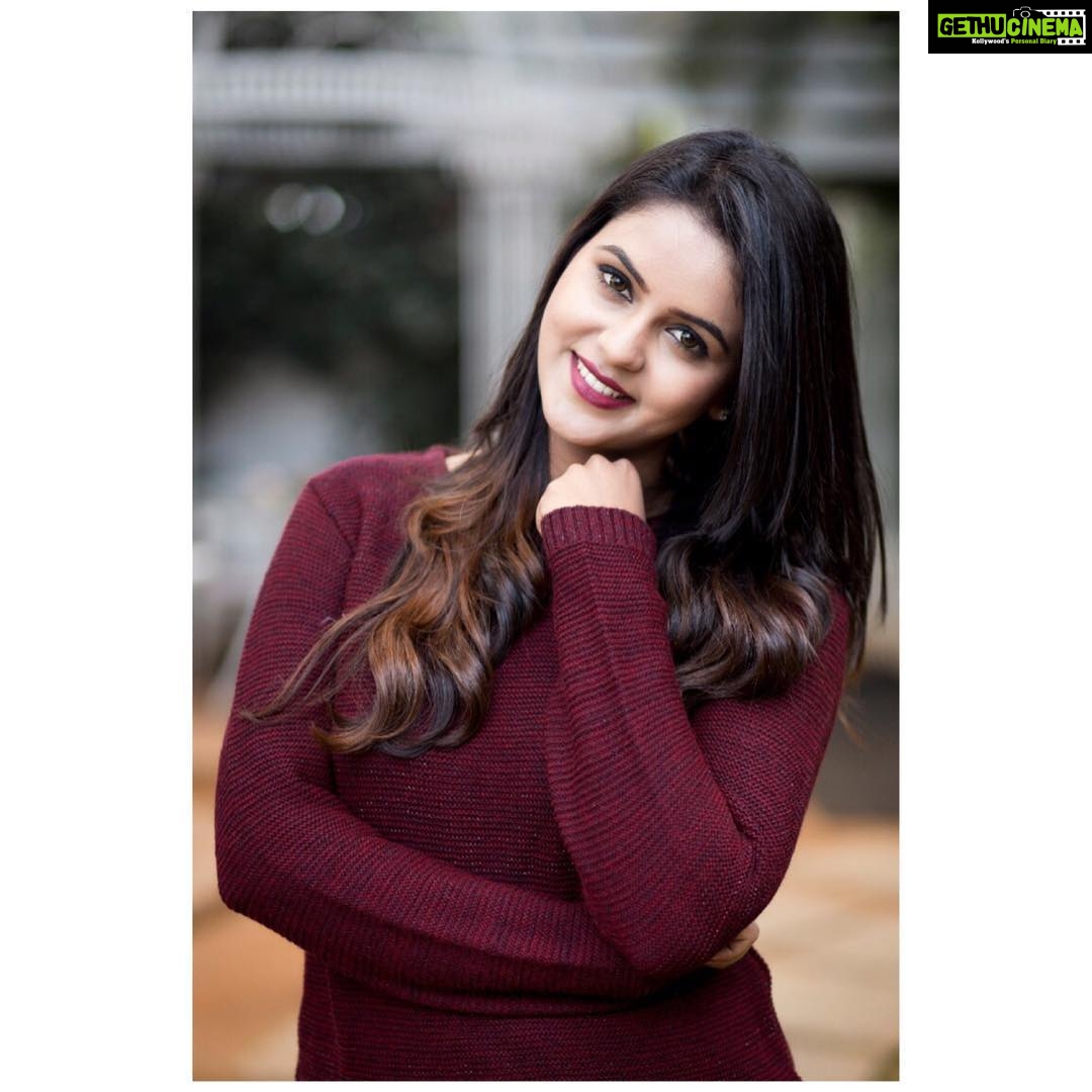 Chaitra Reddy Instagram - 💫M•A•G•I•C💫 #lovetopose😍 #prefectclick📸#thankyou😍 @kiransaphotography