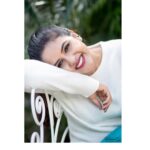 Chaitra Reddy Instagram - 🌟Happy 2018🌟#thankyoufor2017support#happyending#superkickstart2018#superphotoshoot#superstart#loadsoflove😘#loveyouall❤️ Pc: @kiransaphotography @kiransa 😍