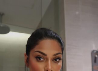 Chandrika Ravi Instagram - 15 min vacay glam… should I do a full video?