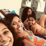 Darshana Rajendran Instagram - Of huggy pillows and pools without shallow ends, museum walks, casino deals and love bars, crabs and passion fruit for every meal and lots of love to take us through the year. Colombo 2017 with my favourite girls. #gallefacehotel #ministryofcrab #lovebarcolombo #nationalmuseumofcolombo #bellagiocolombo #colombo Galle Face Hotel