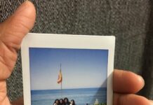 Darshana Rajendran Instagram - Of huggy pillows and pools without shallow ends, museum walks, casino deals and love bars, crabs and passion fruit for every meal and lots of love to take us through the year. Colombo 2017 with my favourite girls. #gallefacehotel #ministryofcrab #lovebarcolombo #nationalmuseumofcolombo #bellagiocolombo #colombo Galle Face Hotel