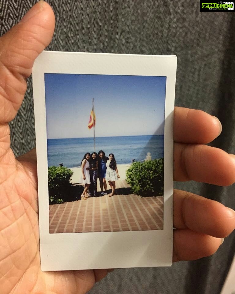 Darshana Rajendran Instagram - Of huggy pillows and pools without shallow ends, museum walks, casino deals and love bars, crabs and passion fruit for every meal and lots of love to take us through the year. Colombo 2017 with my favourite girls. #gallefacehotel #ministryofcrab #lovebarcolombo #nationalmuseumofcolombo #bellagiocolombo #colombo Galle Face Hotel