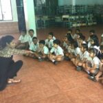 Darshana Rajendran Instagram – I had so much fun narrating Karadi Tales’ ‘Little Vinayak’ to 120 tiny buttons from Global Public School. Little Vinu is an unhappy little elephant who trips and falls all the time, because his trunk is a wee bit too long. And this lovely story is about how he learns to manage this problem and not let the problem manage him. Sometimes its just that simple. And sometimes it’s not, but we can always find a way around it. These kutti paapas and Little Vinu reminded me that today :) #karaditales #karadi #karadipath #littlevinayak #globalpublicschool #storytelling #storiesforkids