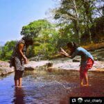 Darshana Rajendran Instagram - It's time we went back there, @resmisateesh. I love this photograph, @vivi_charly, thank you :) #Repost @vivi_charly with @repostapp ・・・ Make evertime something #nature #meet #people #natural #beauty #Happy #smile #green #kerala #wotwddqtc #instagram #playtime