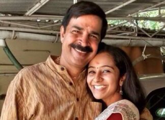 Darshana Rajendran Instagram - Acha with his favourite daughter :)