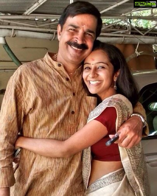 Darshana Rajendran Instagram - Acha with his favourite daughter :)