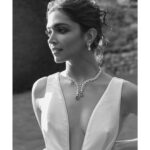 Deepika Padukone Instagram – Thank you @cartier for an elegant, inspiring evening…🤍

Beautes Du Monde
@cartier