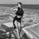 Divya Bharathi Instagram - 🏝⛱