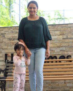 Divya Padmini Instagram - Me n Mine❤️❤️ 📸: @_q_creations_ #morning #morningvibes #instapic #menmine💕 #i #loveyou #my #baby #myreasonforliving #entechakkaramuthe #spreadinghappiness #spreading #love #onlyinnigeria