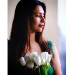 Divyanka Tripathi Instagram - 💚🤍 Clicked by you know who!💁🏻‍♀️