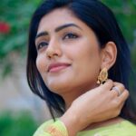 Eesha Rebba Instagram – The Nrityanjali collection by @malabargoldanddiamonds shall strike a chord in your heart. This fine handcrafted jewellery is a tribute to Indian classical dances. Crafted in 22k gold this jewellery brings elegance and class to every outfit it is paired with.

Check out this exquisite collection at a store near you now.

#Ad #Nrityanjali #NrityanjaliCollection #InspiredByTheArtOfDance #AnOdeToTheLanguageOfDance #ATributeToDancesOfIndia #JewelleryInspiredByDance #malabargoldanddiamonds

Styled by @impriyankasahajananda 
Wearing @sutionline