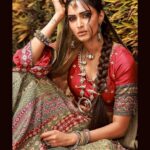 Erica Fernandes Instagram – Deep diving into Indian cultures 

How do you like this look ? 

Photographer @amitkhannaphotography 
Outfit @saundhindia 
Jewelry @sangeetaboochra 
Hair @rahul_sharma221 
Makeup @makeupby_tanvi 
Outfit courtesy @shrushti_216 
Local partner @meluha_the_fern 
PR agency @shimmerentertainment 

#indianwear #indian #indianoutfit #instafashion Meluha The Fern Hotel