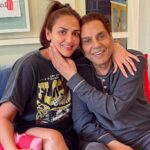 Esha Deol Instagram - I love you ♥️🪬 ⁣ @aapkadharam #fathersday #happyfathersday #fathersday2022 #bestdad #bestdadever #familytime #fatherdaughter #superdad #mypapa #stayblessed 🪬♥️