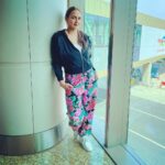 Esha Deol Instagram - Destination- 😉 The colourful pants say it all ❣️ #timetochill #takeachillpill #travel #tuesdayvibes