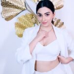 Eshanya Maheshwari Instagram - Accessories makes every look better ✨✨✨ Accessories by @accessorizeindiaofficial - gold pack of 2 crystals heart stacking rings - gold starfish necklace - pastel pop enamel crystal short drop earrings - romantic ramble eclectic stones drop earrings - blue harvest set of 20 Pearl stud earrings - pastel pop enamel crystal chain necklace - romantic ramble electric stones collar necklace - gold lurex box clutch party bag - faux leather orange leopard strap camera sling bag - black Britney bee tote bag #accessories #lookoftheday #accessorize #fashionblogger #styleblogger #fashionmodel #style #esshanya #fashion #esshanyamaheshwari #fashionreels #styleinspo