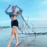 Eshanya Maheshwari Instagram - To another year of growing in strength, wisdom, grace and beauty 💖🧿 Happy Birthday to Me 💫✨💥 #blessed #happybirthdaytome #travel #esshanyamaheshwari #esshanya #travelblogger #travelgram #beach Vagator Beach