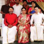 Fathima Babu Instagram - With the Co artistes of #vijaytv serial #sippikulmuthu