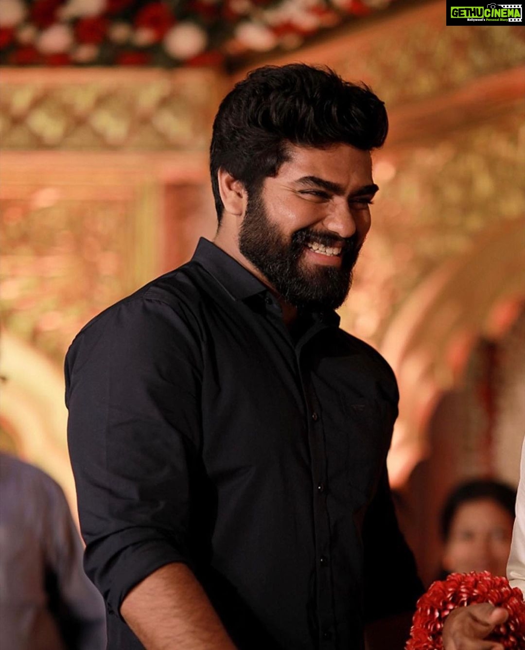 Gayathri Suresh - 53.2K Likes - Dr. Robin Radhakrishnan💕.
In my view, The bestest contestant in the history of Big Boss Malayalam 💥
The least toxic and the most positive❤️
I have never felt that he is fake and he is gem of a person🌻
Inspite of immense and impure provocations, the way you remained calm and lovable is a lesson for many✨
The talent of accepting and being empathetic to the people who are working against you is a rare virtue😻
Big Boss is a game show and it is how well you play that matters✨
Strong and genuine people are always calm, cool and collected because they know their power and can turn the cards to their advantage…that is not fake, it is called intelligence and smartness…💕
Just because a person is not like the remaining 95%, it doesn’t mean that he is fake…it is because he is god’s favourite child with immense will, faith and power💥
Dr. Robin Radhakrishnan…..keep going💕
@dr.robin_radhakrishnan
@dr_robin__official_fanspage