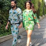 Genelia D'Souza Instagram - Walking the green life - @imaginemeats X @starbucksindia #newveganmenu @riteishd