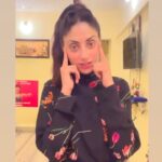 Gurleen Chopra Instagram – DULL SKIN LOOSE SKIN HAIRFALL PIGMENTATION ENDOMETRIOSIS IRREGULAR PERIODS JOIN ME EVERYDAY 8 AM LIVE YOGA 🧘‍♀️ WE CAN CURE ANY PROBLEM WITH YOGA @counsellingwith.gc