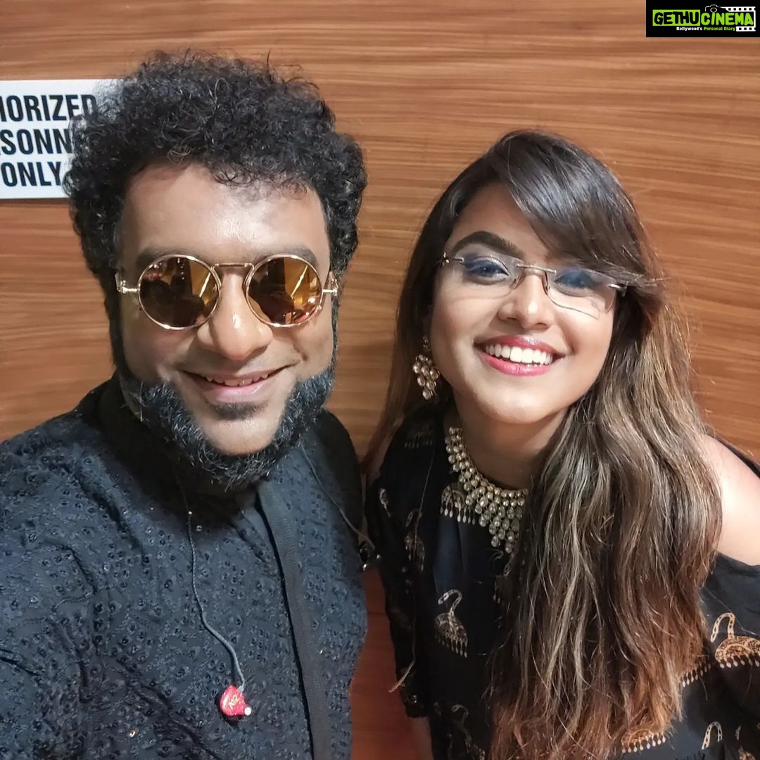 Haricharan Instagram - Pictures from last week's Audio Launch of @radhakrishnan_parthiban sir's #IravinNizhal with a completely different album from @arrahman sir. Ever grateful to ARR sir for making me a Part of the Soundtrack of this first of its Kind movie (Non Linear Single Shot movie) Milestone Indeed!! Pranaams to all the Technicians in it. Check out #Bejaara from the album, its a super fun song with @bamba_bakya I would say its a song out of my comfort zone and I owe to the Creators for having made me sing the way you hear it.☺️ #arrahman #parthiban #Haricharan IITM Research Park