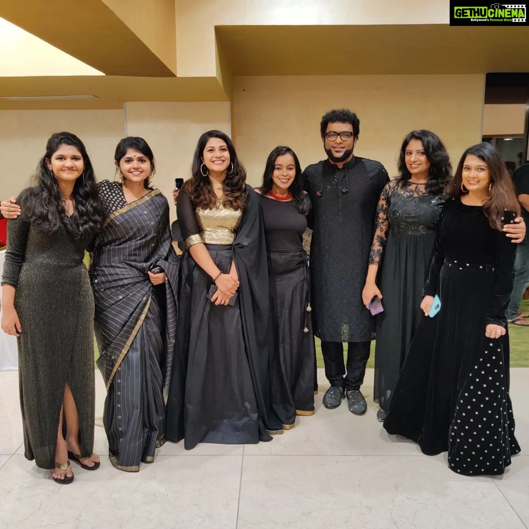 Haricharan Instagram - Pictures from last week's Audio Launch of @radhakrishnan_parthiban sir's #IravinNizhal with a completely different album from @arrahman sir. Ever grateful to ARR sir for making me a Part of the Soundtrack of this first of its Kind movie (Non Linear Single Shot movie) Milestone Indeed!! Pranaams to all the Technicians in it. Check out #Bejaara from the album, its a super fun song with @bamba_bakya I would say its a song out of my comfort zone and I owe to the Creators for having made me sing the way you hear it.☺️ #arrahman #parthiban #Haricharan IITM Research Park