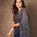 Hebah Patel Instagram - 👗: @officialanahita @prevasu @srjfinejewelry 💄: @gulzarrwalaani 📸: @kalyanyasaswi