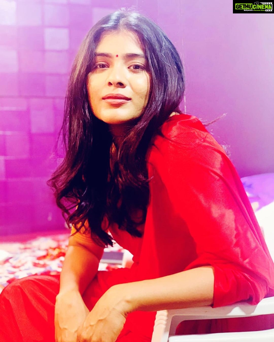 Hebah Patel Instagram - Exhibitionism courtesy: @viplove_k