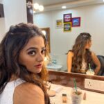 Helly Shah Instagram - ‘sup ? 👋🏻