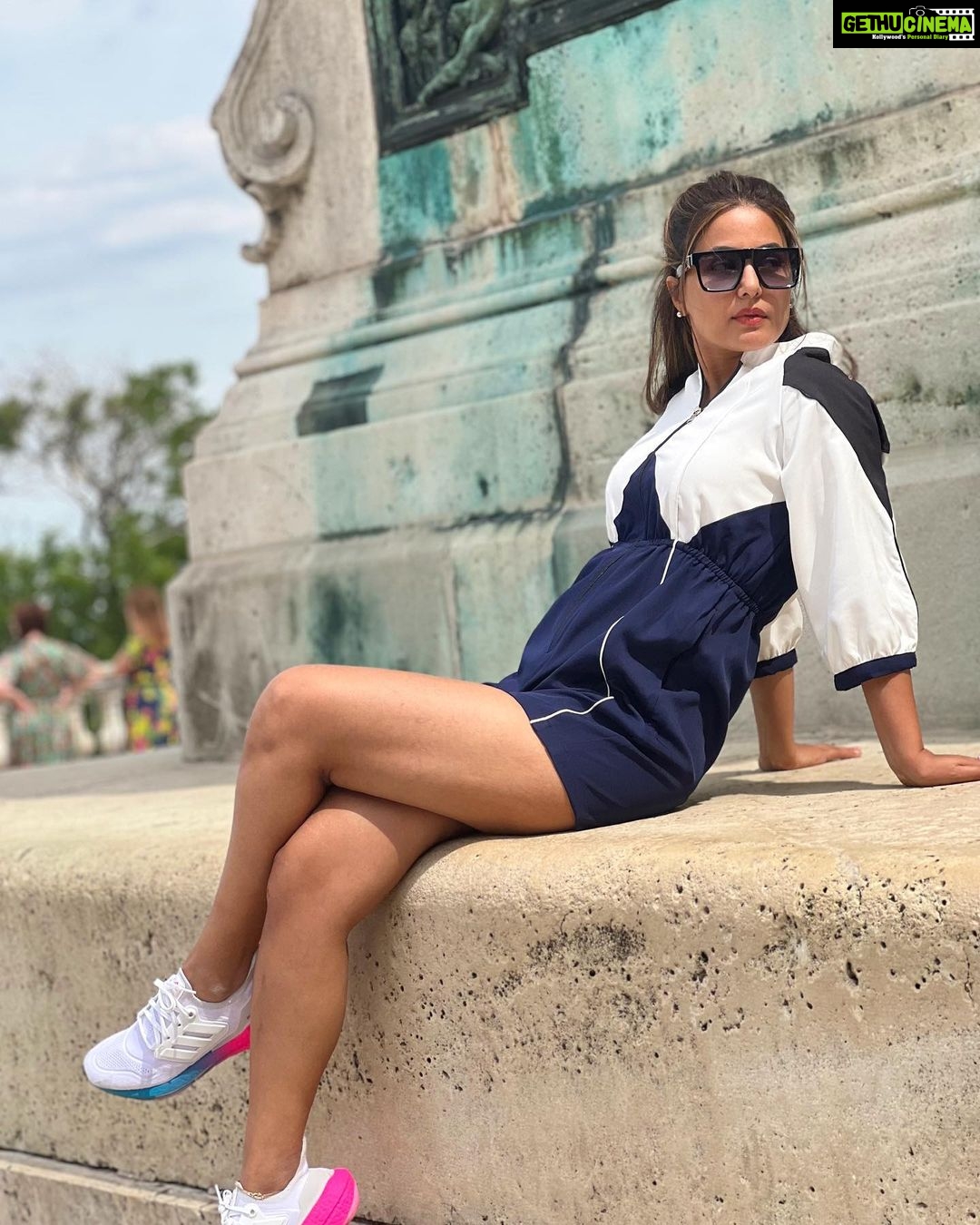 Hina Khan Instagram - Things end but memories last forever.. A day from my trip to Budapest..
