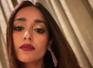 Ileana D'Cruz Instagram - This is my gimme-some-cake face 🍰
