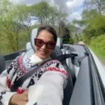 Isha Koppikar Instagram – Khaabon Ke Parinday 🕊

#travel #drivingthrough #khaabonkeparinday #scotland #driving #openskies #love #reelsofinstagram #travelreels #scotlandshots #scotlandexplore